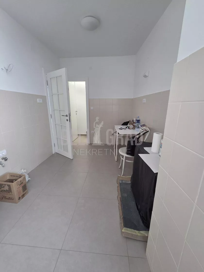Jednosoban stan za izdavanje, Majke Jevrosime, 470€, 30m² — 4