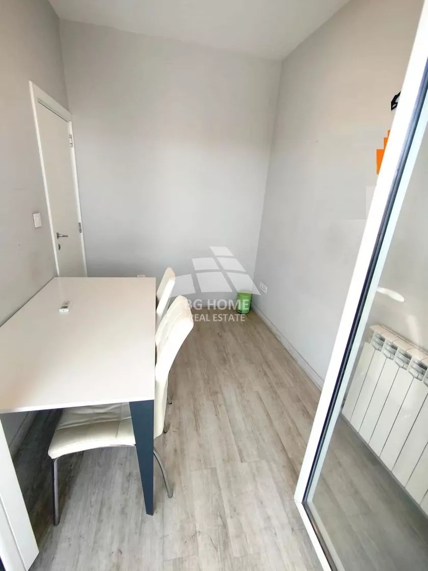 Jednosoban stan za izdavanje, Marka Oreškovića, 400€, 31m² — 3