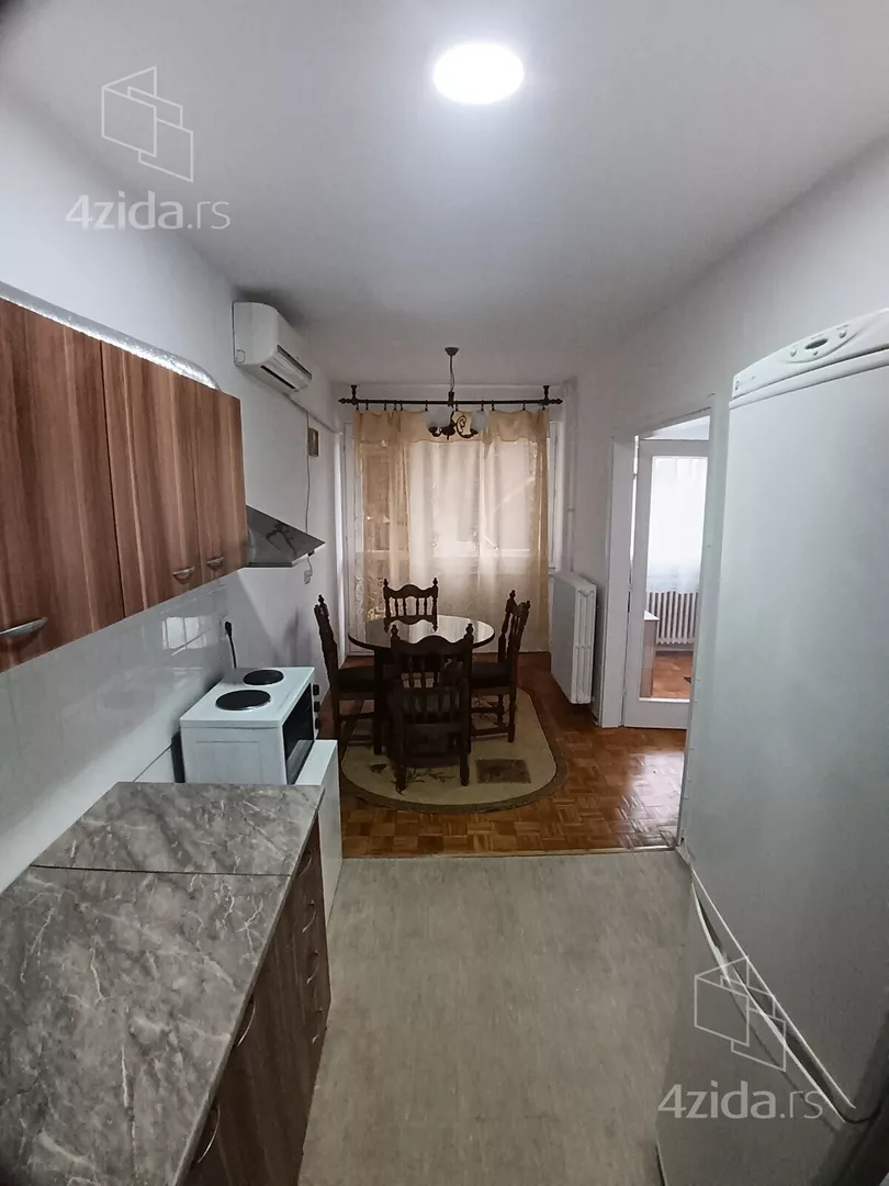 Jednosoban stan za izdavanje, Mirijevo, 310€, 42m² — 5
