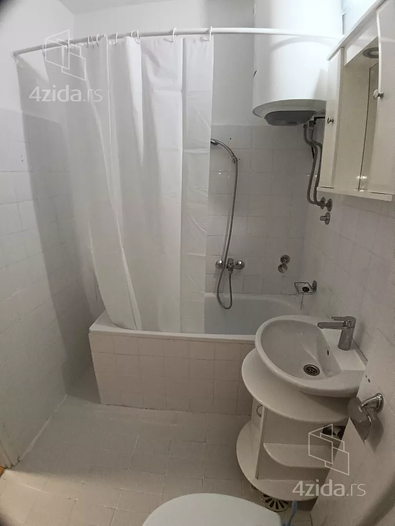 Jednosoban stan za izdavanje, Mirijevo, 310€, 42m² — 8