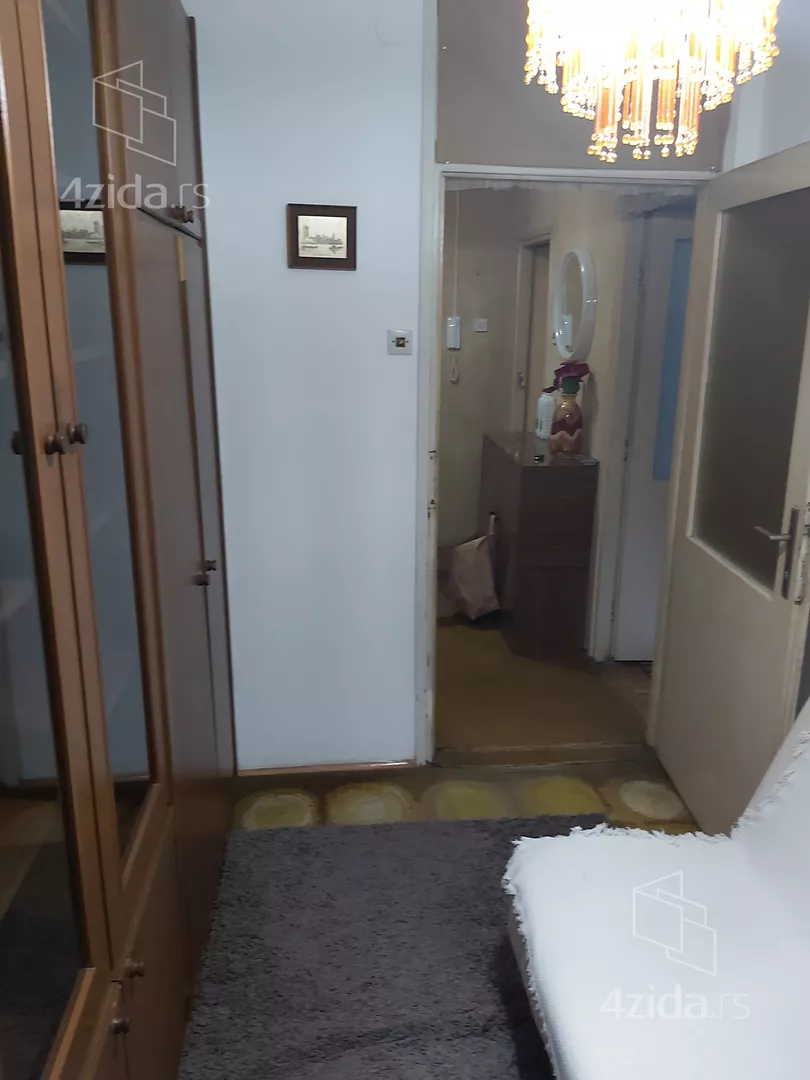 Jednosoban stan za izdavanje, Ohridska, 200€, 43m² — 2
