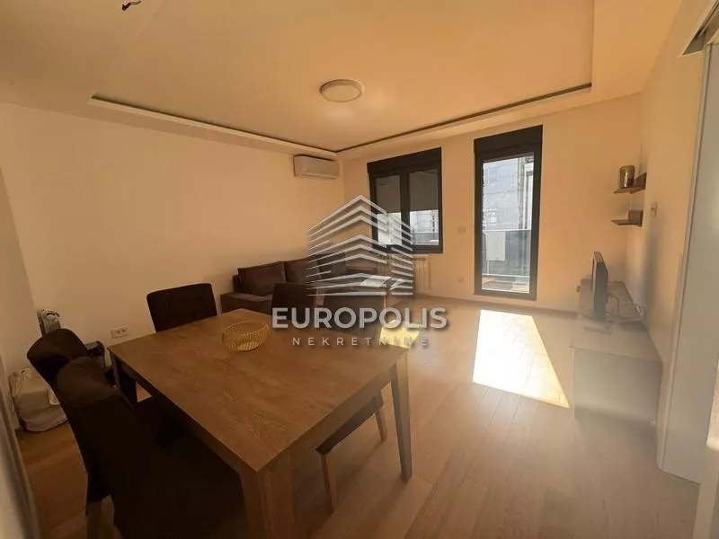 Jednosoban stan za izdavanje, Paštrovićeva 61, 500€, 32m² — 2