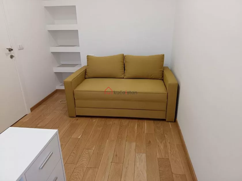 Jednosoban stan za izdavanje, Požarevačka 53, 500€, 33m² — 3