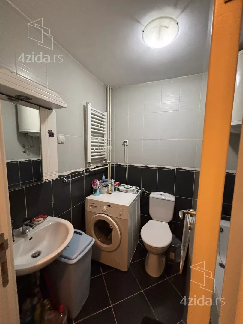 Jednosoban stan za izdavanje, Pukovnika Purića 1, 400€, 31m² — 12