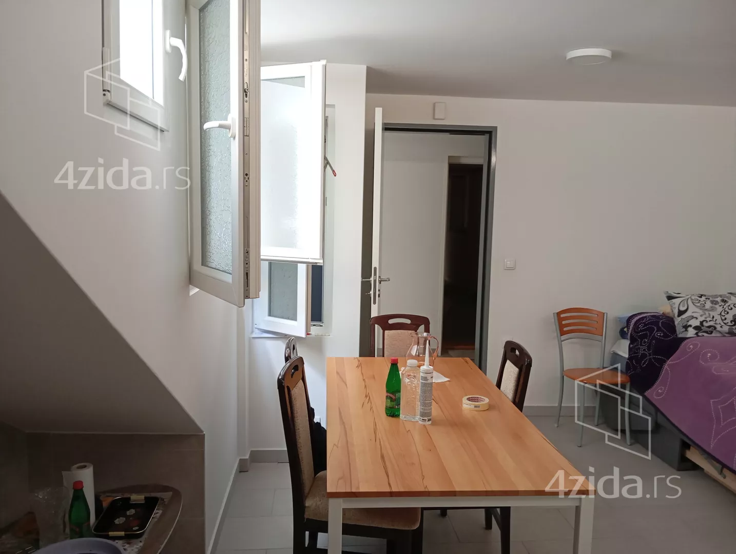 Jednosoban stan za izdavanje, Slavonskih Brigada 21, 300€, 40m² — 2