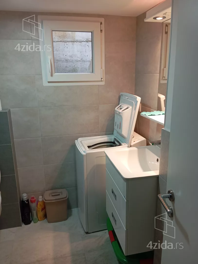 Jednosoban stan za izdavanje, Slavonskih Brigada 21, 300€, 40m² — 11