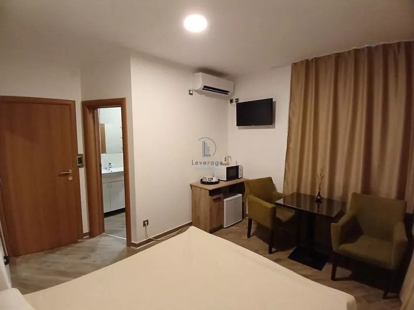 Jednosoban stan za izdavanje, Surčinski Put 16, 400€, 42m² — 2