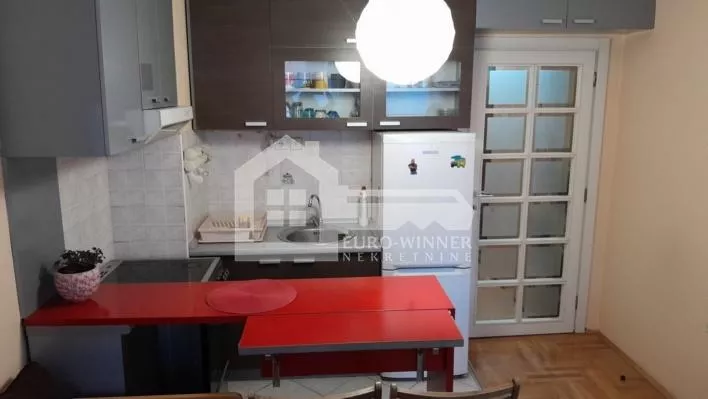 Jednosoban stan za izdavanje, Velikomoravska 7, 400€, 42m² — 4