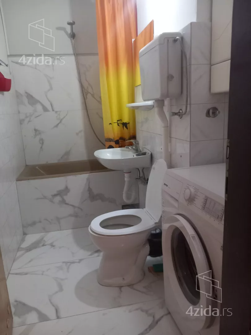 Jednosoban stan za izdavanje, Žorža Klemansoa, 550€, 40m² — 5