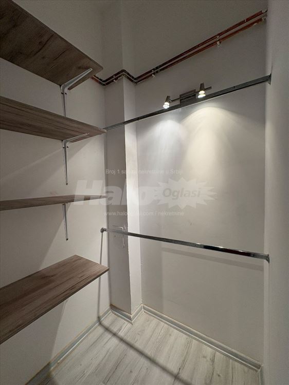 Julino brdo, garsonjera 36m², nameštena — 5