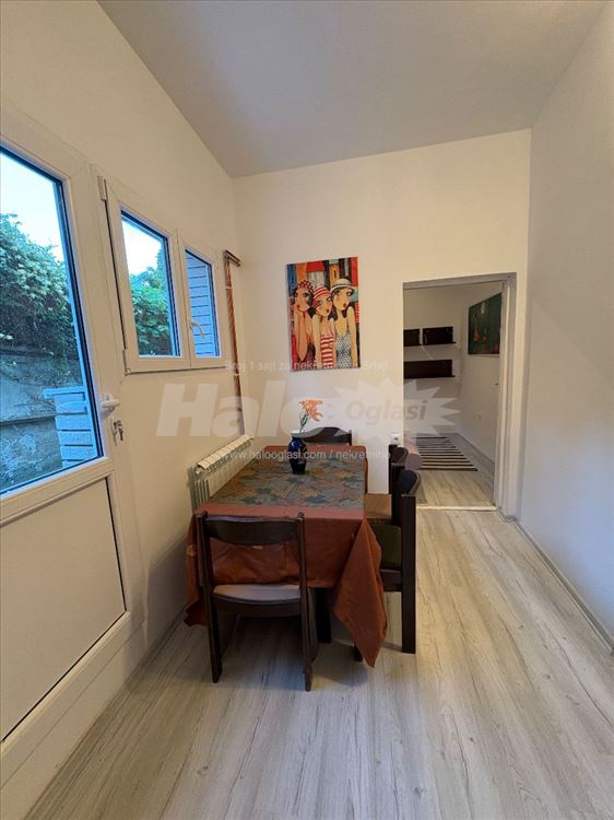 Julino brdo, garsonjera 36m², nameštena — 7