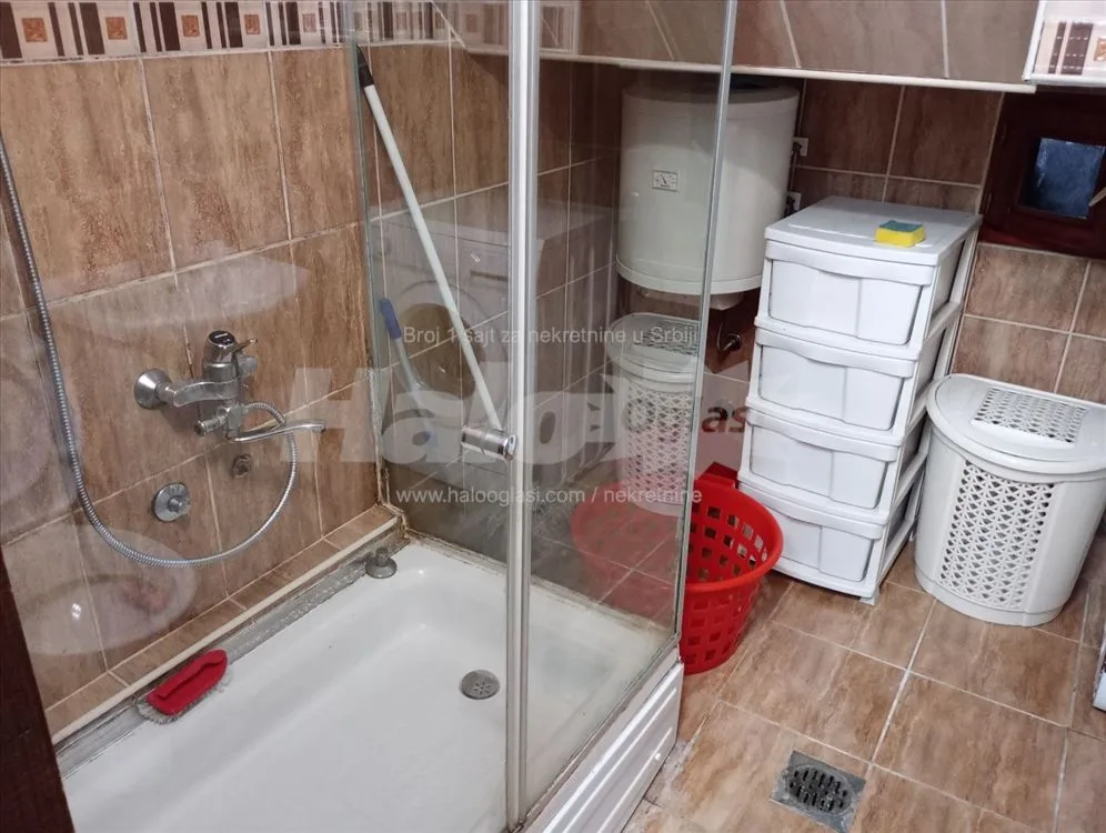 kaludjerica jednoiposoban.45m2.kuca odvojen ulaz. — 14