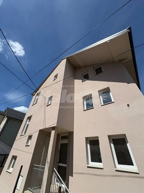 Kaludjerica Lux Novogradnja Uknjiženo Useljivo — 2