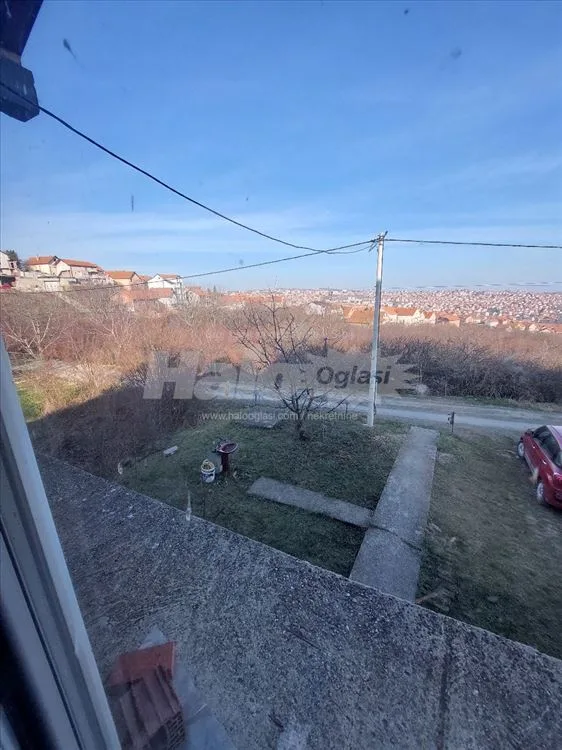 Kaluđerica, naselje Klenak Prodaje se porodična k — 9
