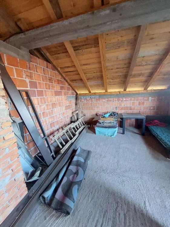 Kaluđerica, naselje Klenak Prodaje se porodična k — 14