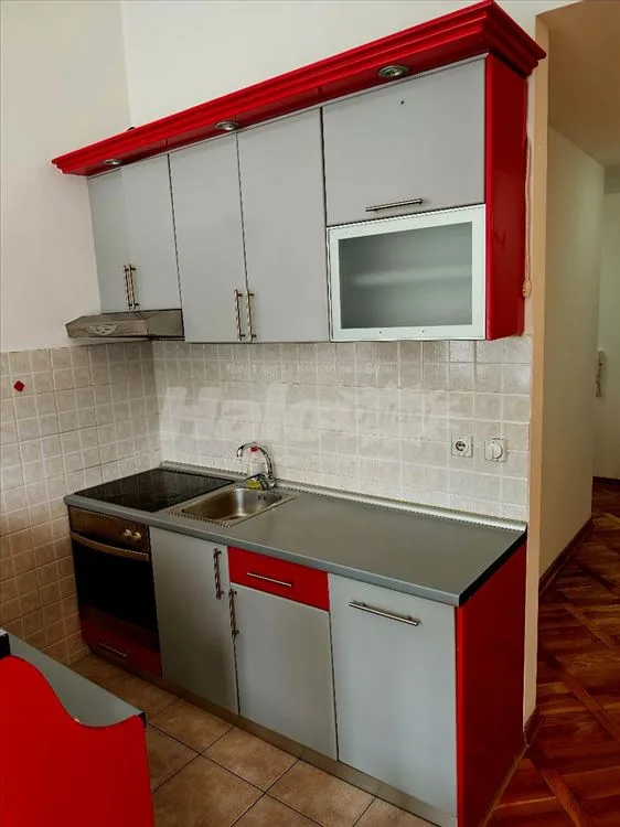 Kanarevo brdo 45m2, niski troškovi, nov nameštaj — 11