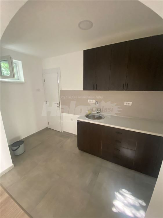 Kancelarija  35m² - Kej (niski rezijski troškovi) — 8