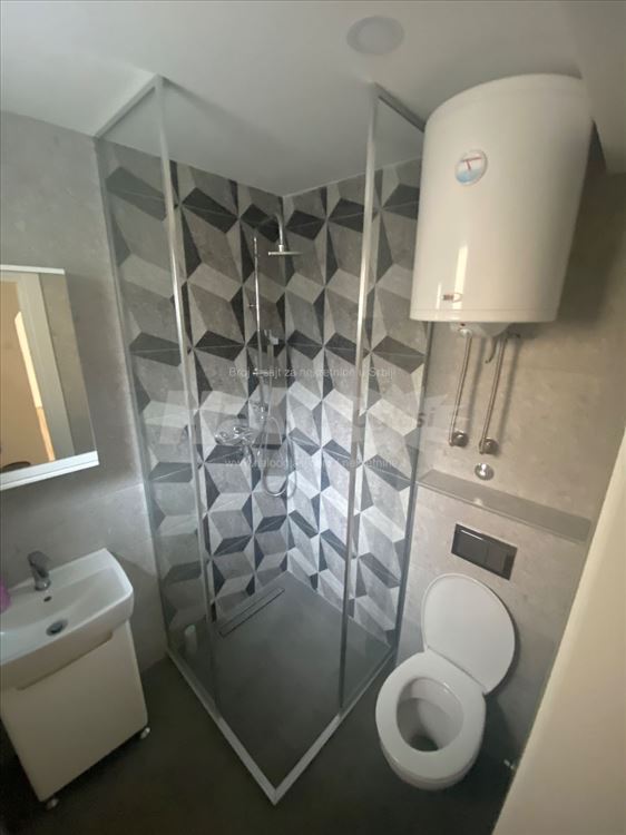 Kancelarija  35m² - Kej (niski rezijski troškovi) — 9