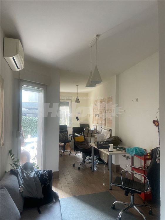 Kancelarija u Strahinjica bana, uključeni troskovi — 4