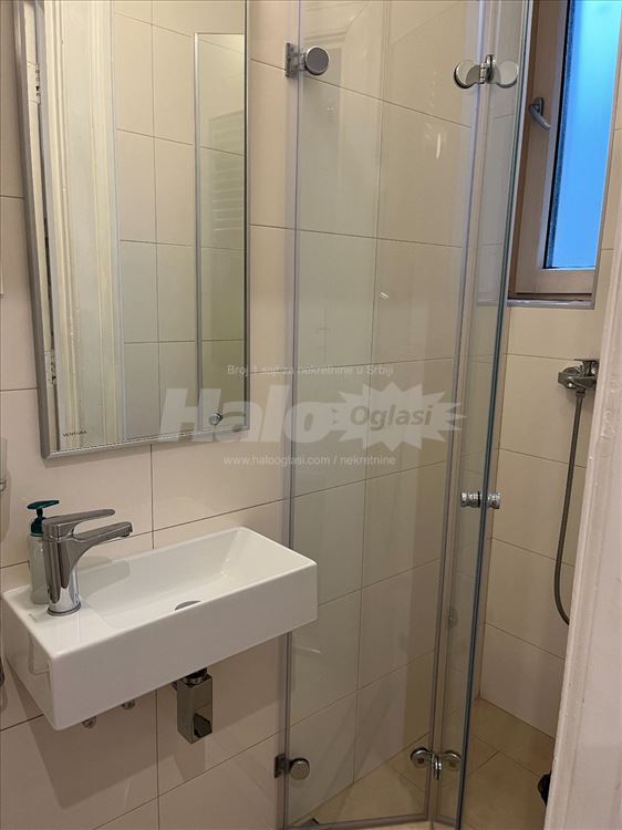 Kancelarija za izdavanje, Palilulska pijaca,135m² — 11