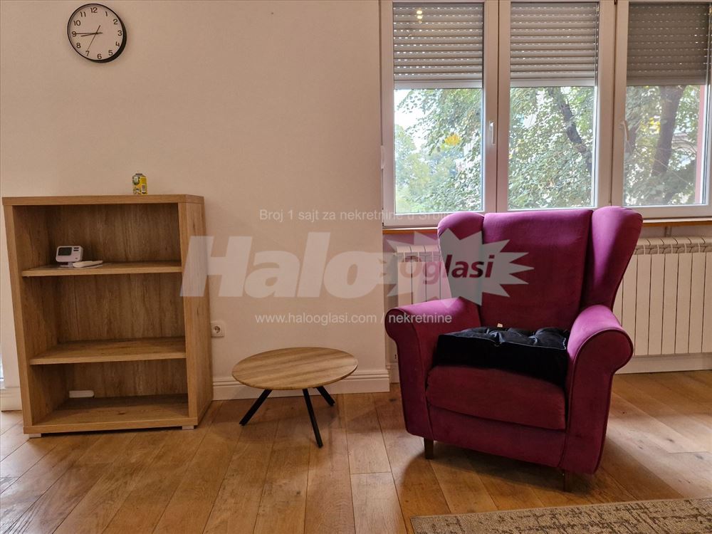 Kancelarija,stan,Njegoseva kod kalenic pijace — 9