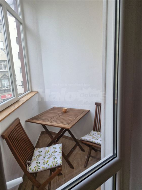 Kancelarija,stan,Njegoseva kod kalenic pijace — 11