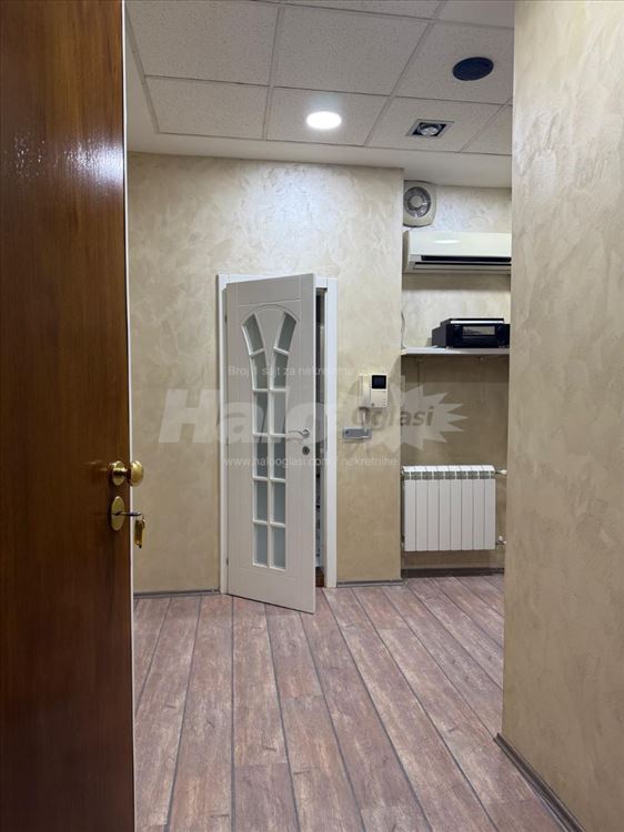 Kancelarije St. Hercegovina, (ne)namešten, 82m2 — 12