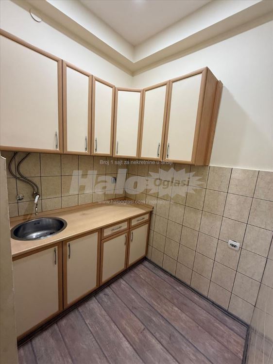 Kancelarije St. Hercegovina, (ne)namešten, 82m2 — 15