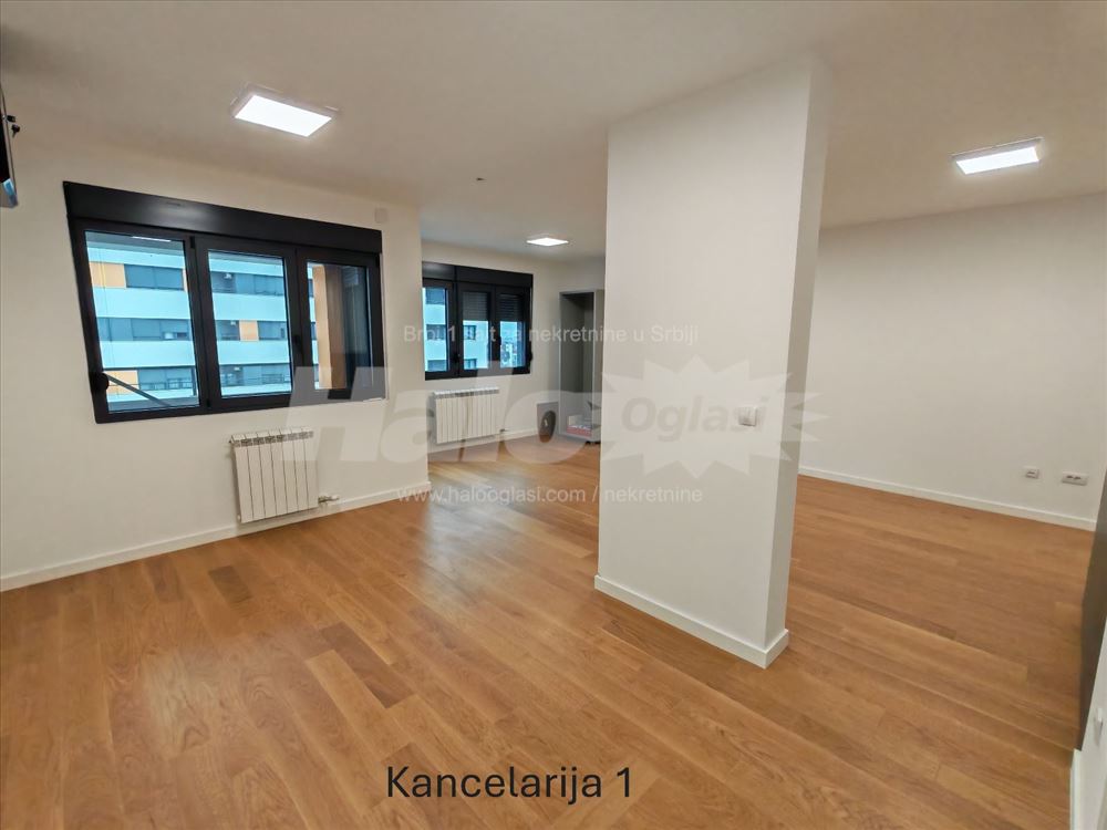 Kancelarijski prostor 76.5m2 + terasa — 10