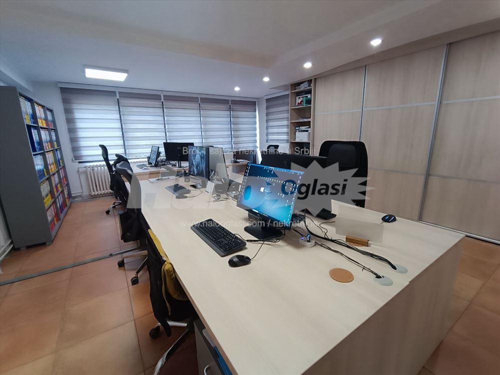 Kancelarijski prostor 83m2 + terasa, namešten — 4