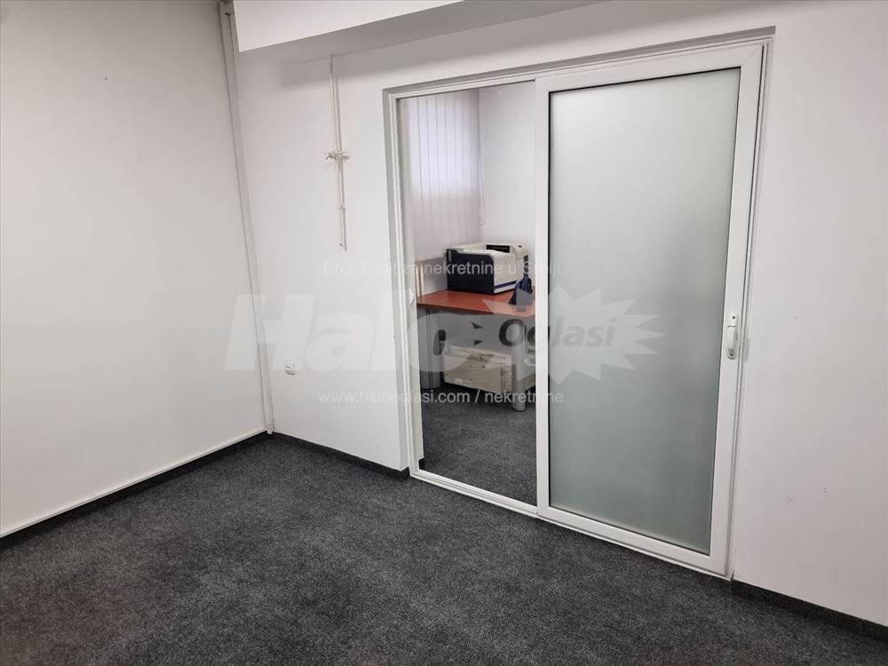 Kancelarijski prostor Jurija Gagarina 249 — 4
