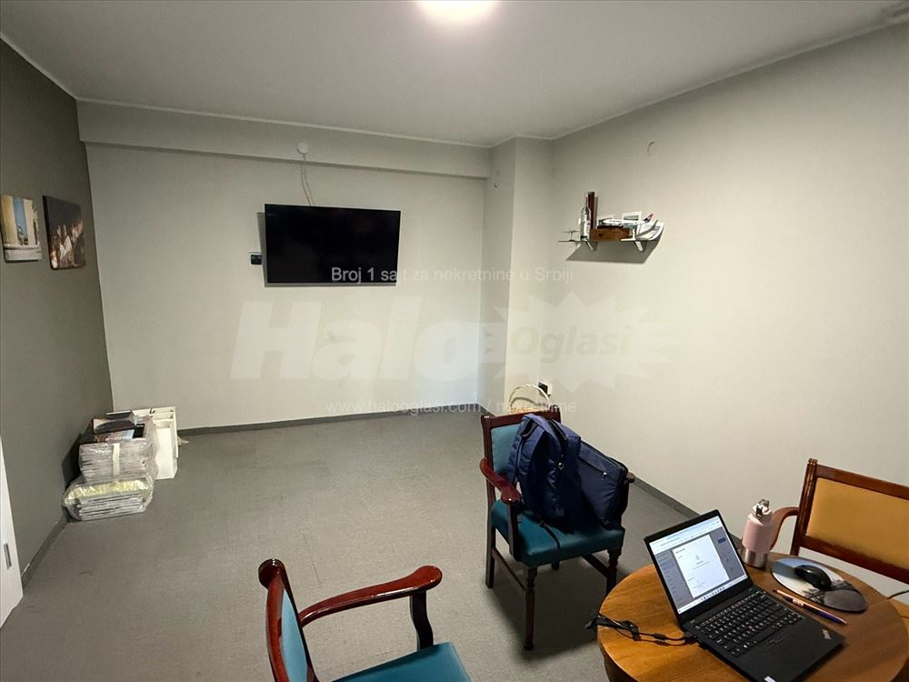 Kancelarijski prostor, rezije uracunate, Bezanija — 2
