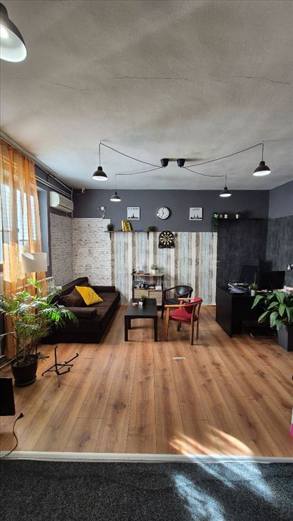 Kancelarijski prostor u srcu košutnjaka — 8