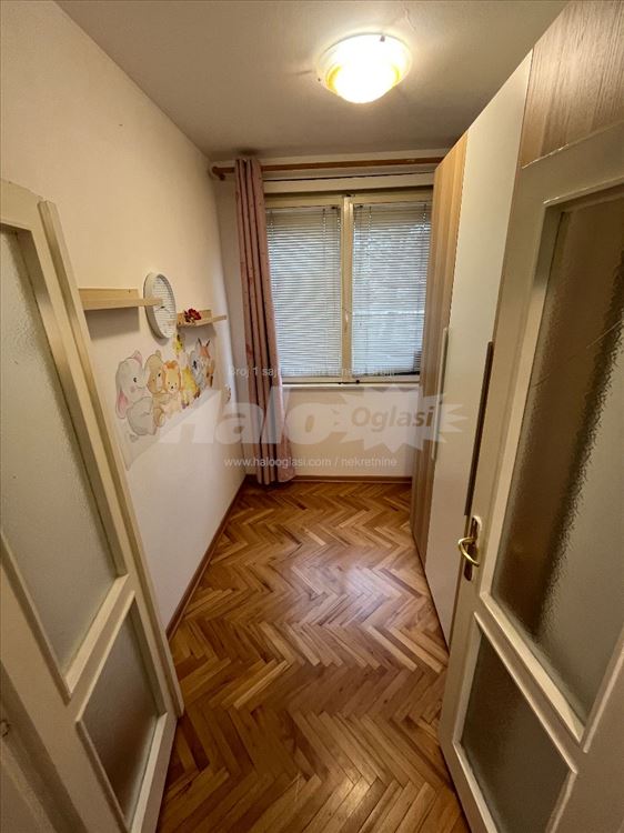 KARABURMA - 42m2 + terasa, namešten, odmah useljiv — 6