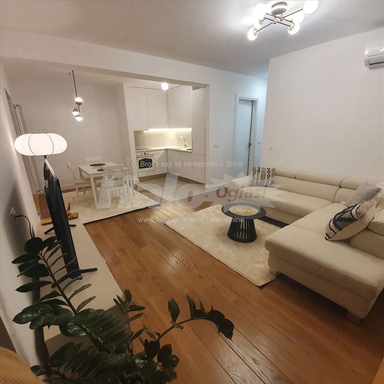 Karaburma-Big Residences, stan 69m2 + garaža — 2