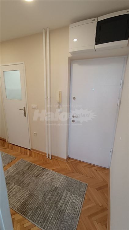 Karaburma centar 3.0, cg, renoviran, vlasnik — 10
