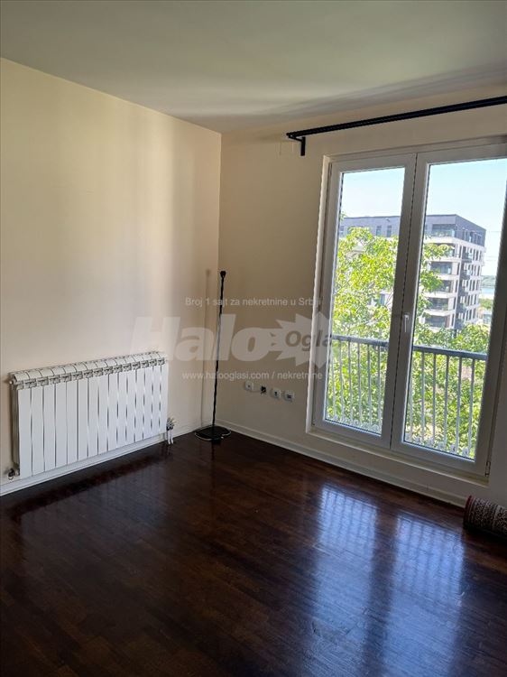 Karaburma, funkcionalan, delimično opremljen-72m2 — 11