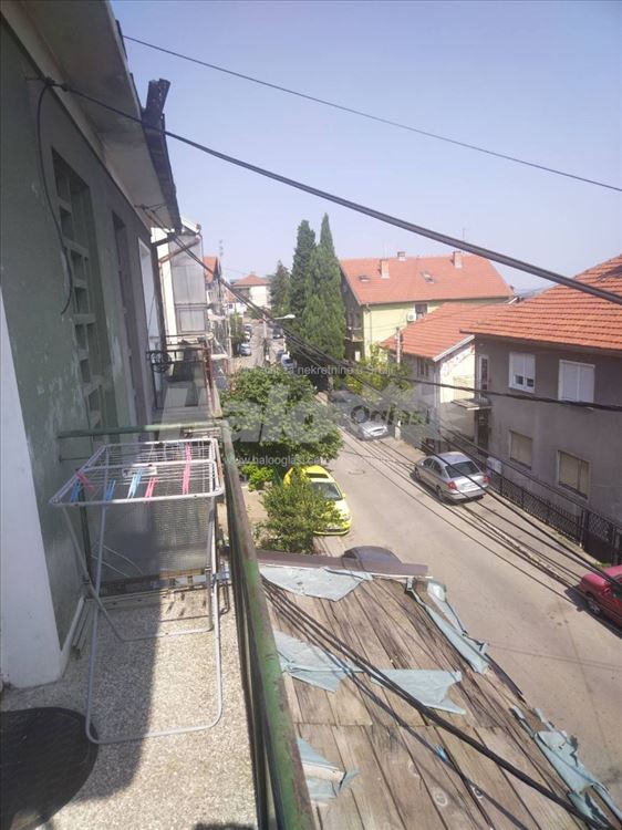 Karaburma, izdajem garsonjeru — 11