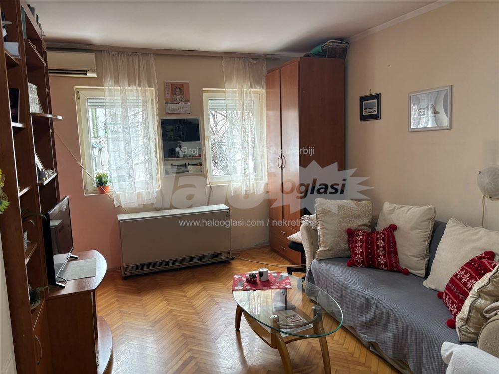 Karaburma, kod OFK stadiona, Bata Lakina, 39 m2 — 3