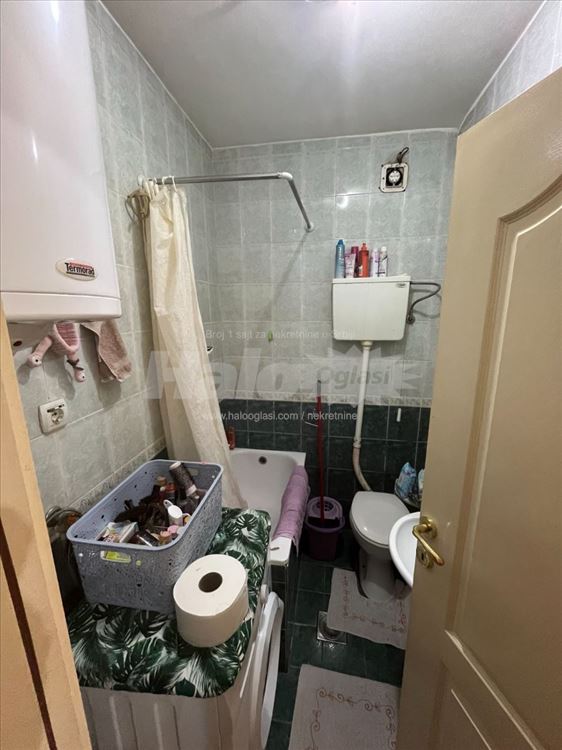 Karaburma, kod OFK stadiona, Bata Lakina, 39 m2 — 9