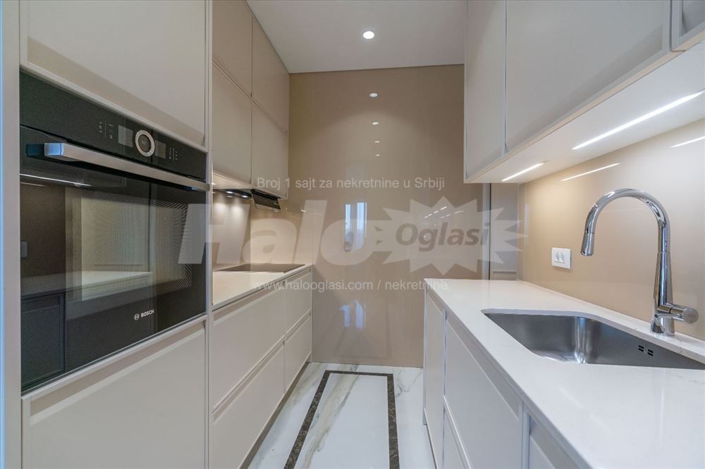 Kennedy Residence Super Lux penthouse opremljen — 11