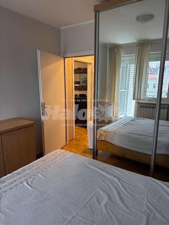 Klare Cetkin 80 m2 skroz namešten — 13