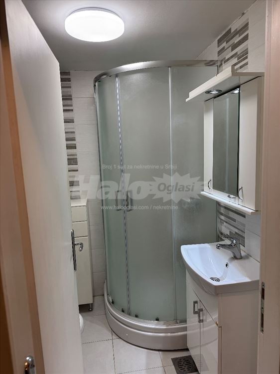 Klare Cetkin 80 m2 skroz namešten — 15