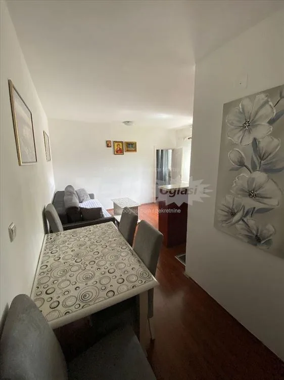 Kneževac, Mome Stanojlovića, 37m2 — 2