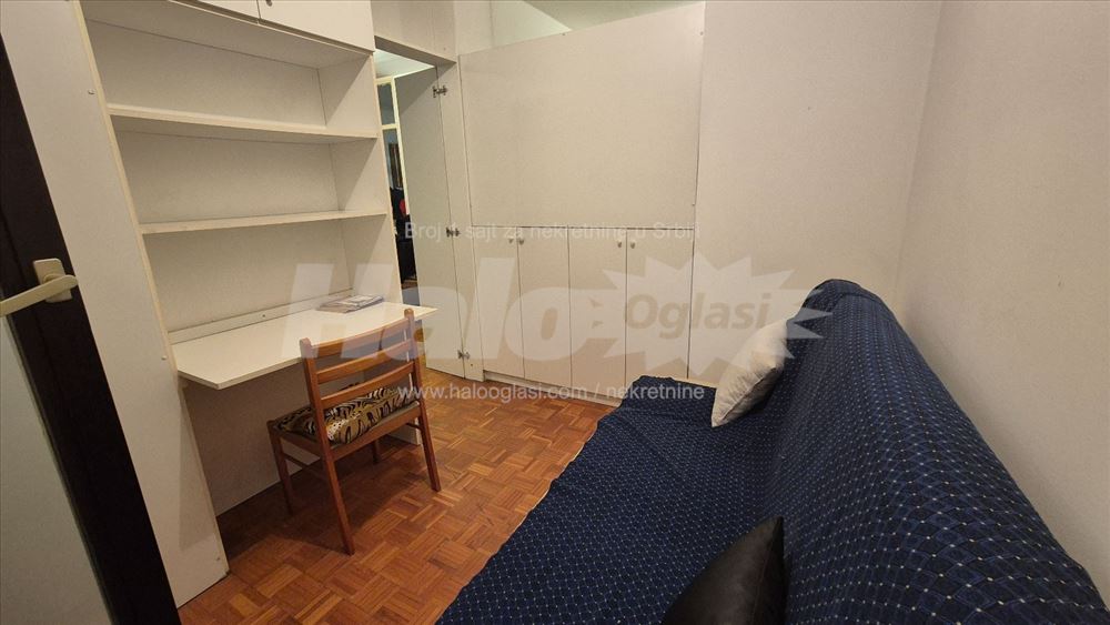 Kod Plavog mosta, Ukljucen infostan u cenu — 2