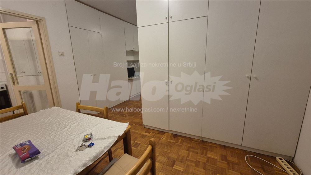 Kod Plavog mosta, Ukljucen infostan u cenu — 5