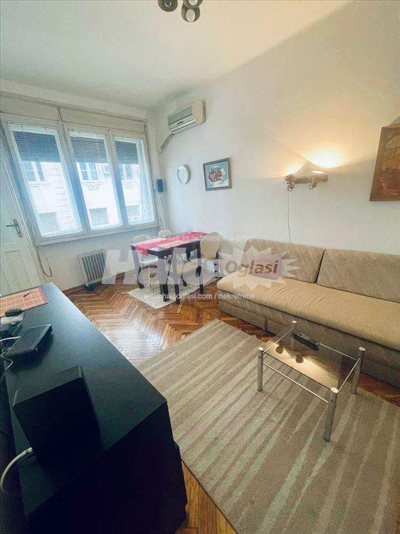Komforan 1.5 stan na Dorcolu — 2