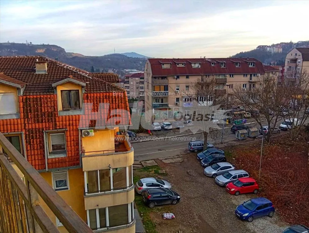 Komforan 2.0 uknjižen stan — 12