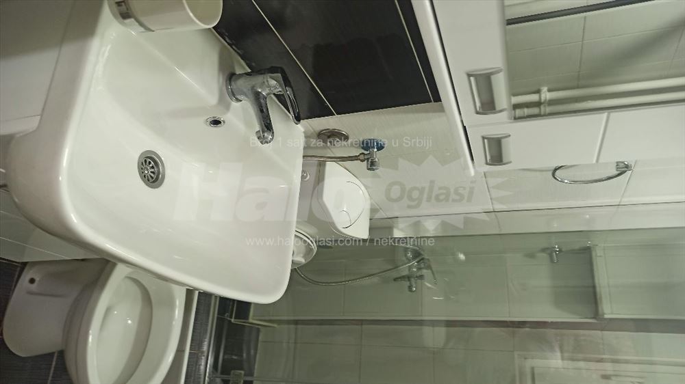 Komforan, namešten stan u strogom centru grada. — 5