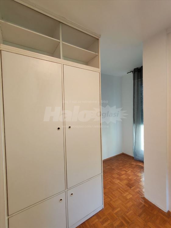 Komforan stan Bežanijska kosa 1 — 4